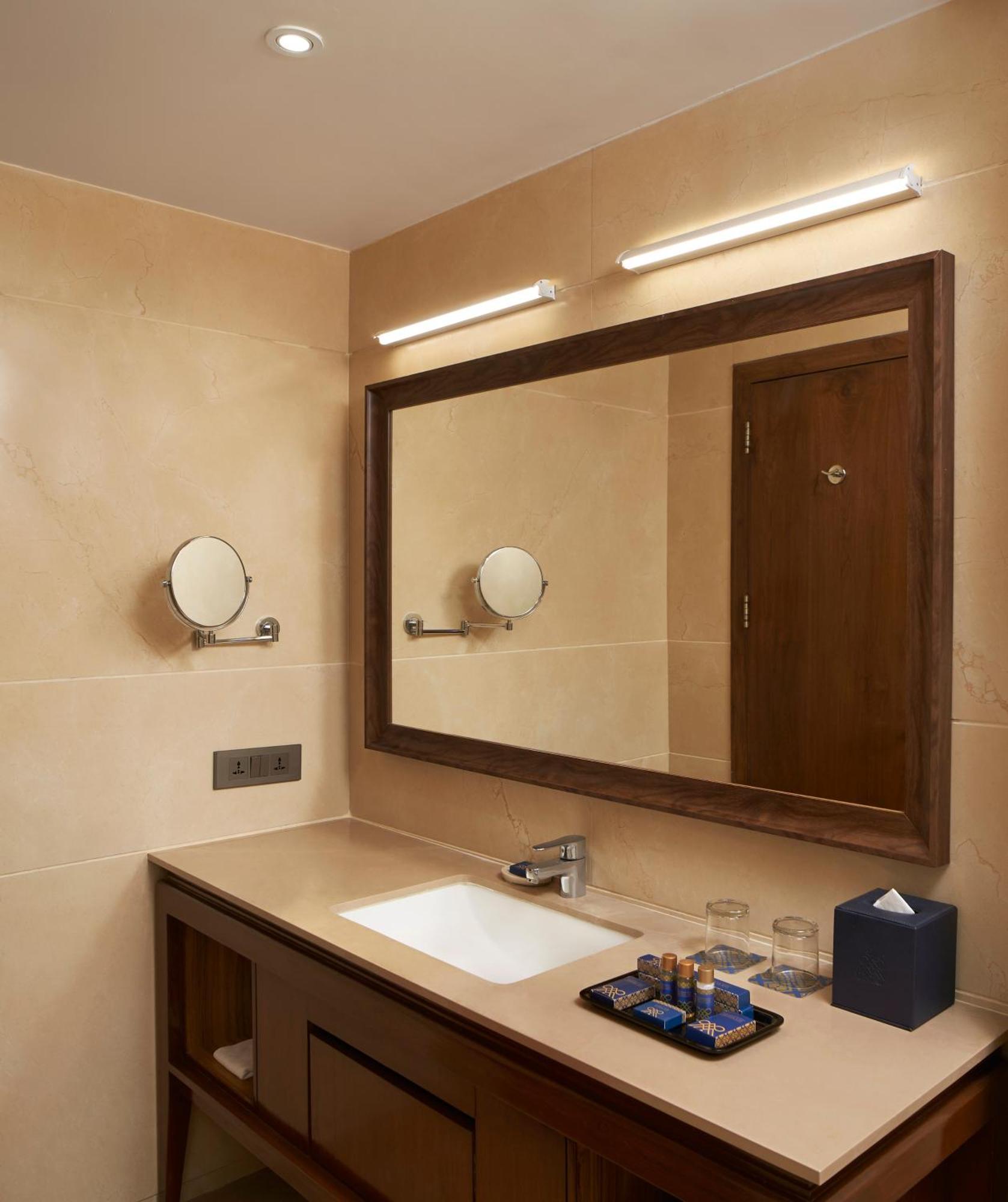 Marquis Beach Resort Candolim Luaran gambar